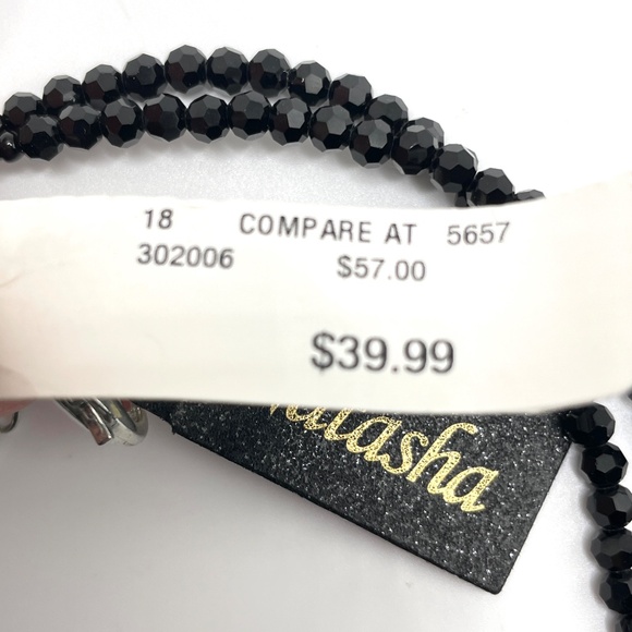 Natasha Faceted Black Crystal Layered Flower Design Statement Bib Necklace NWT - Picture 14 of 15